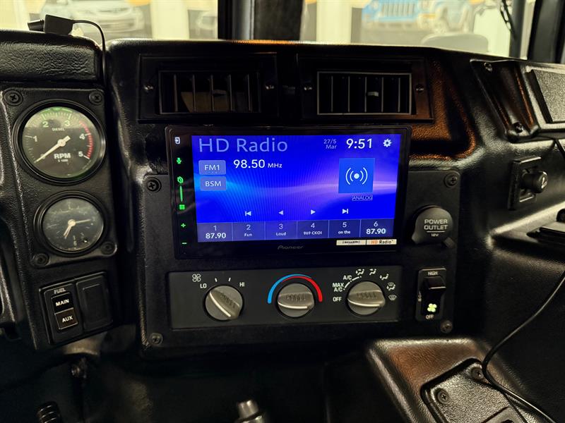 AM General Hummer 19