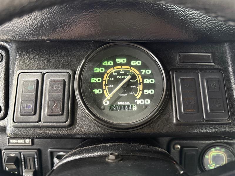 AM General Hummer 23