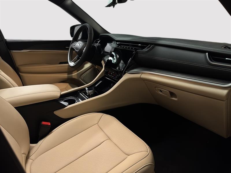 jeep Grand Cherokee 2025 - 33