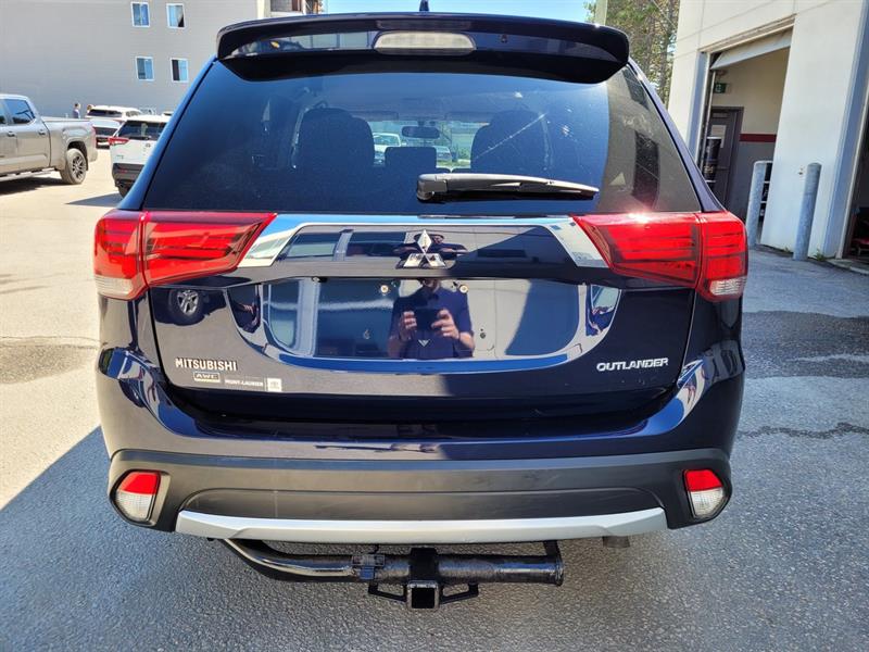 Mitsubishi Outlander 6