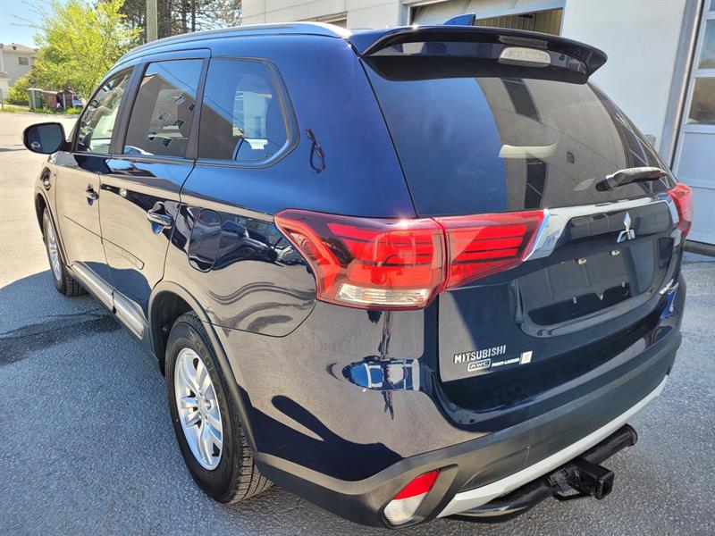 Mitsubishi Outlander 8
