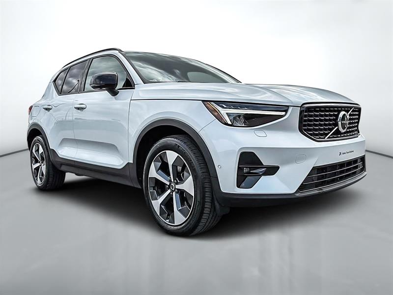 2023 Volvo XC40