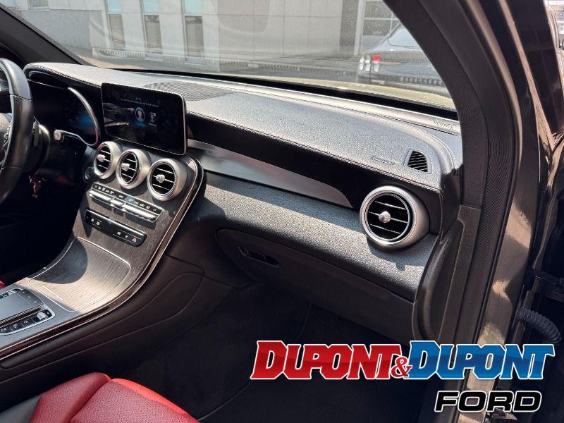 Mercedes-Benz GLC 27