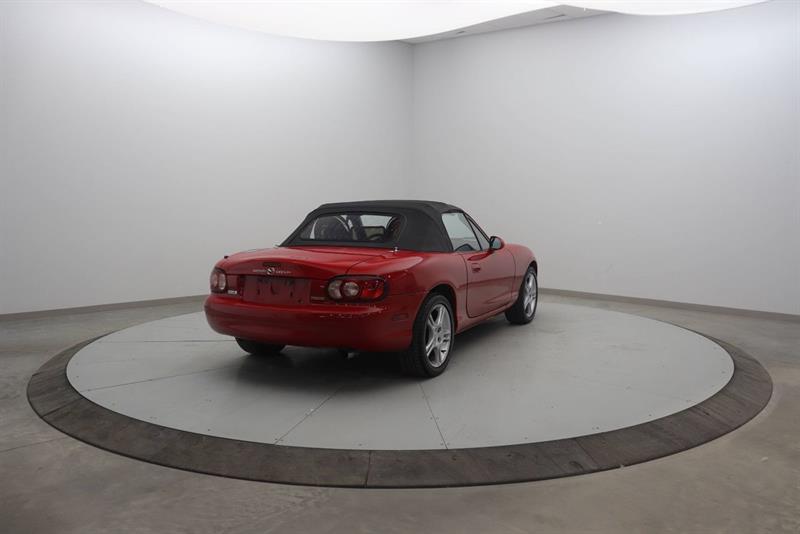 Mazda MX-5 4
