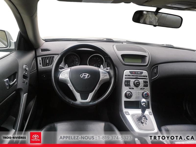 hyundai Genesis 2010 - 12