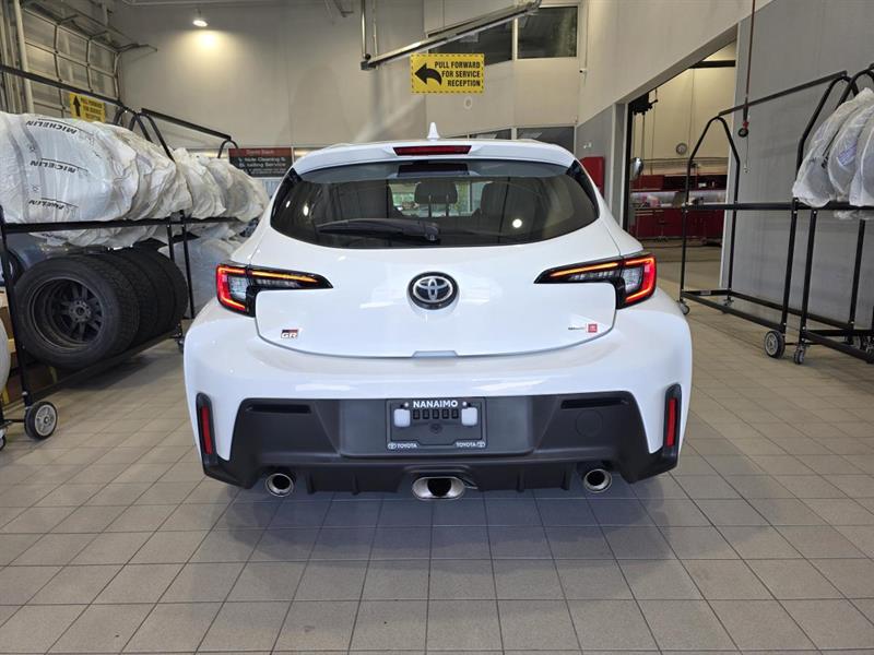 toyota GR Corolla 2024 - 6