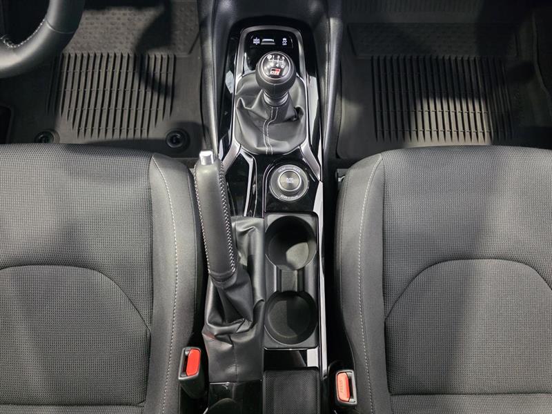 toyota GR Corolla 2024 - 17