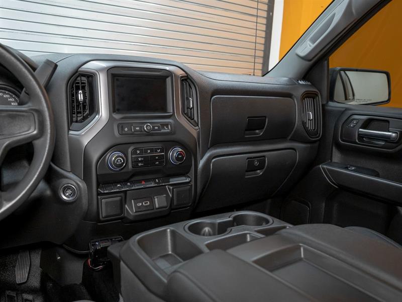 chevrolet Silverado 1500 2023 - 17