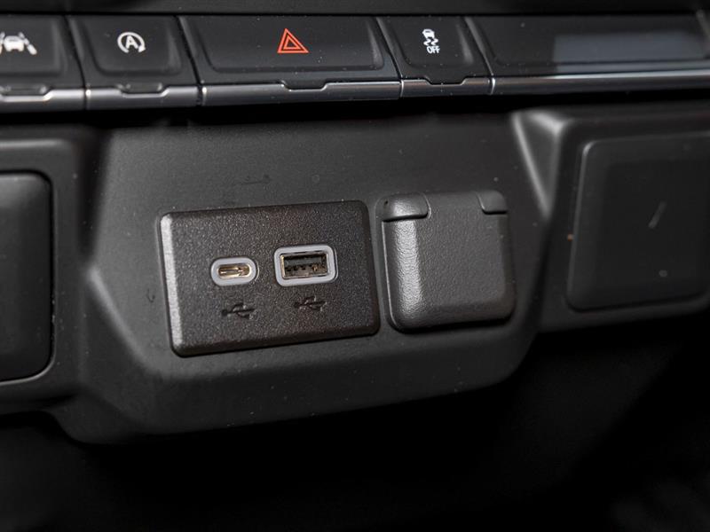 chevrolet Silverado 1500 2023 - 20