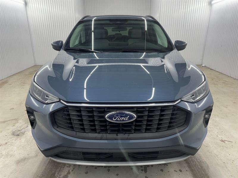2024 Ford Escape - Image 2