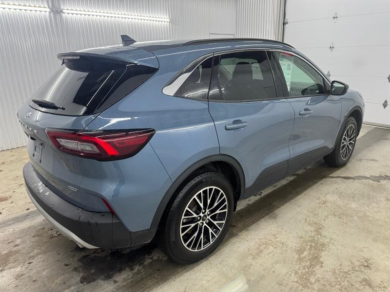 2024 Ford Escape - Image 4