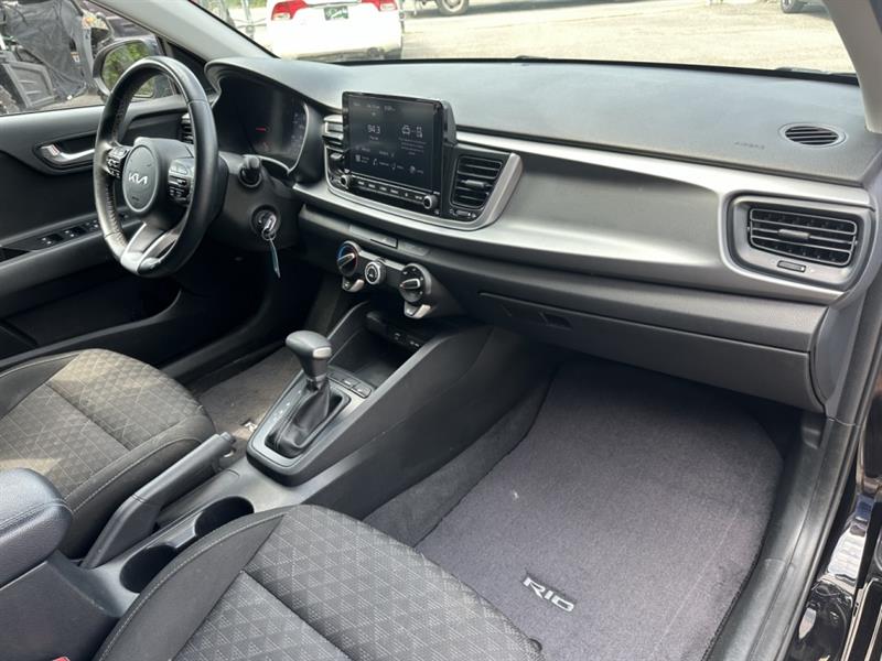 kia Rio 5 portes 2023 - 43