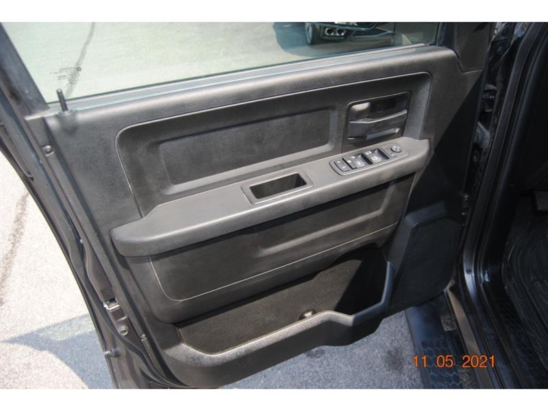 2020 Ram 1500 - Image 12