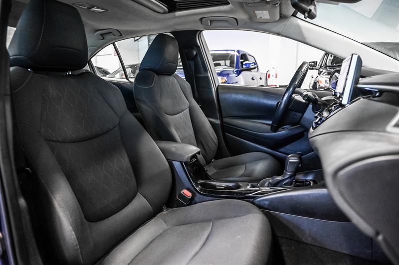 2020 Toyota Corolla - Image 32