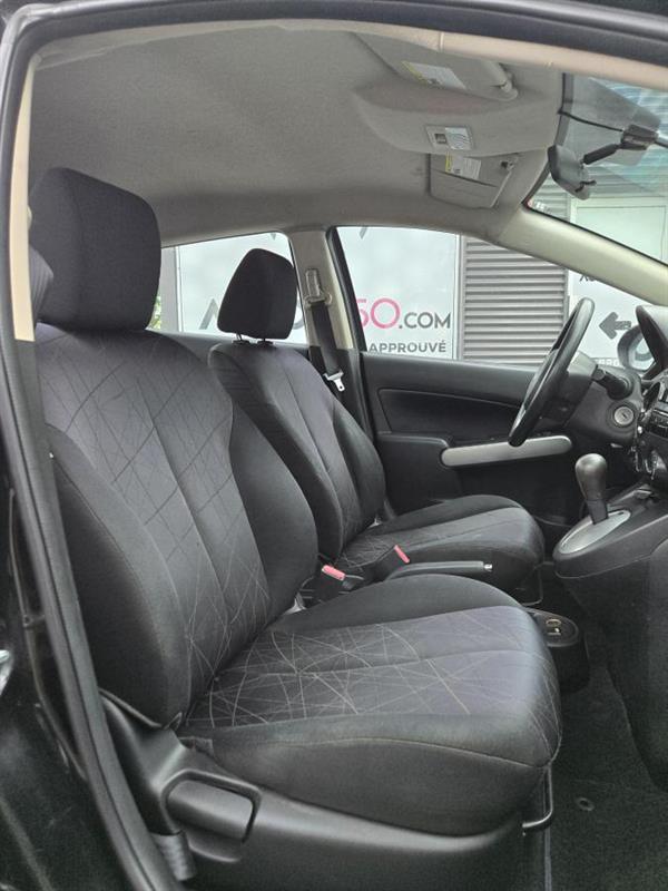 2013 Mazda Mazda2 - Image 10