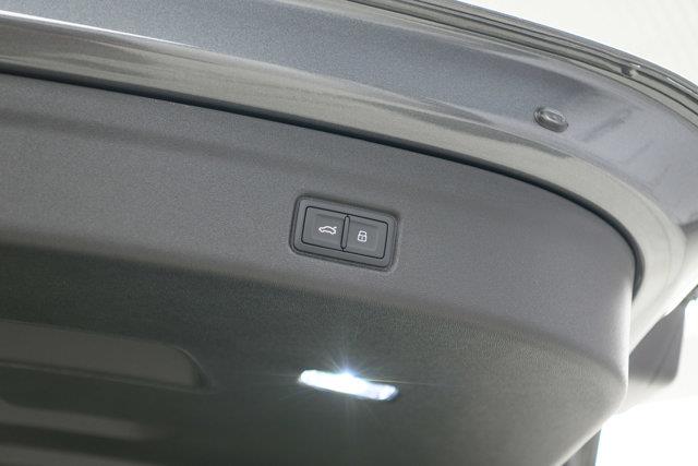 audi Q6 e-tron 2025 - 11