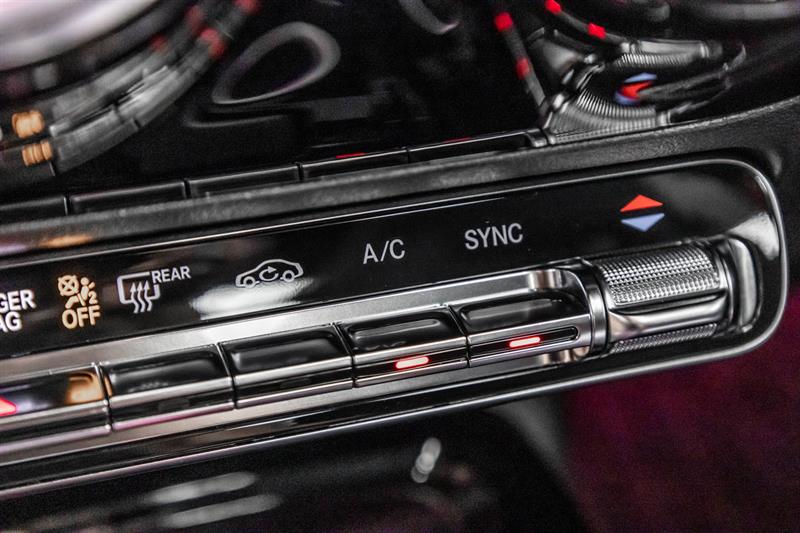 mercedes-benz CLA45 AMG 2022 - 35