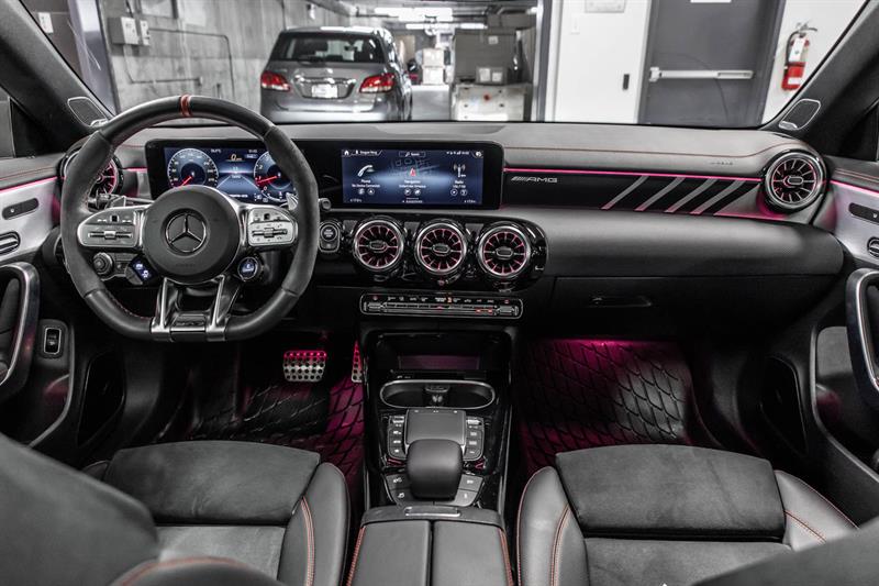 mercedes-benz CLA45 AMG 2022 - 42