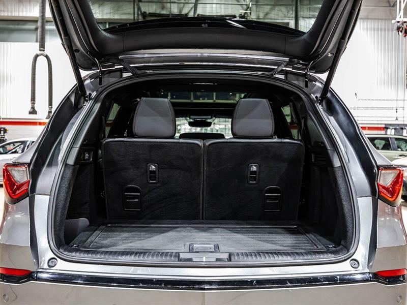 2023 Acura MDX - Image 16