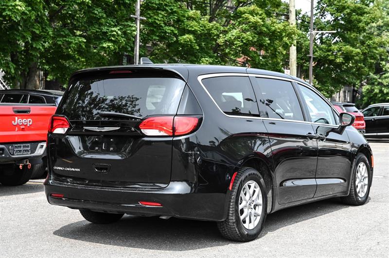 2023 Chrysler Grand Caravan - Image 5