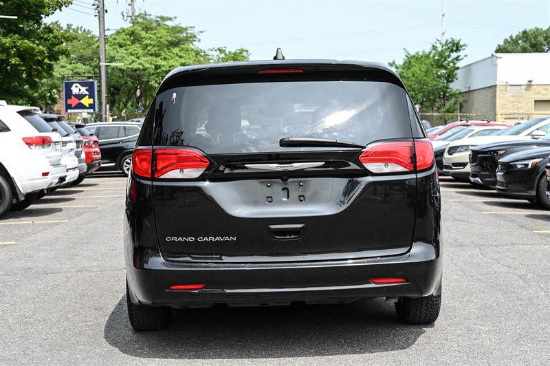 2023 Chrysler Grand Caravan - Image 6