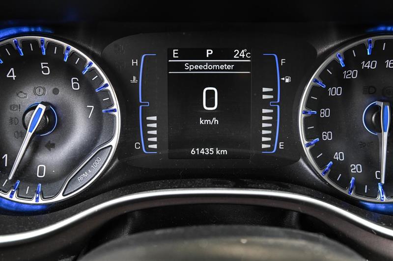 2023 Chrysler Grand Caravan - Image 21
