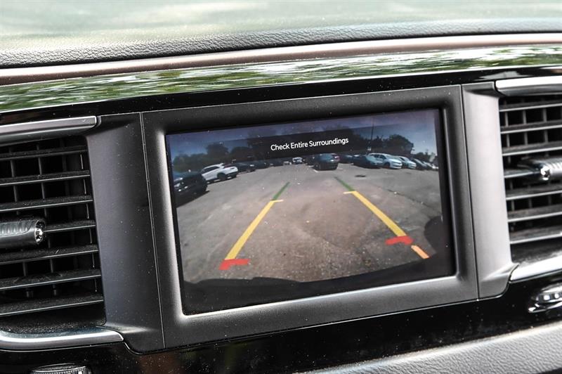2023 Chrysler Grand Caravan - Image 24