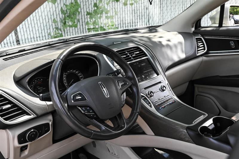 2018 Lincoln MKX - Image 9