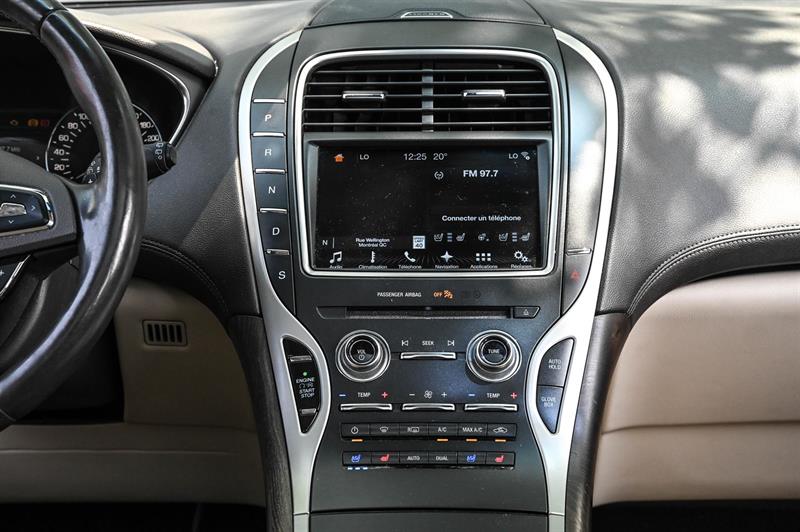 2018 Lincoln MKX - Image 21