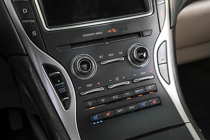2018 Lincoln MKX - Image 22