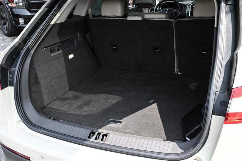 2018 Lincoln MKX - Image 24
