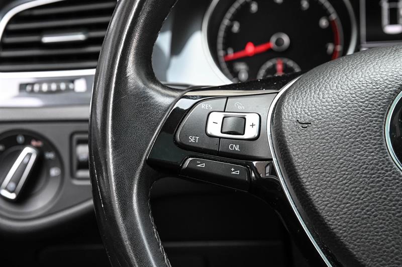 2018 Volkswagen Golf - Image 17