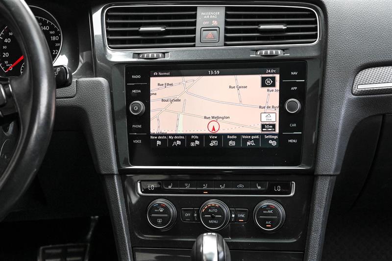 2018 Volkswagen Golf - Image 21