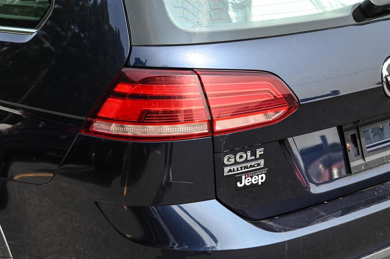 2018 Volkswagen Golf - Image 25