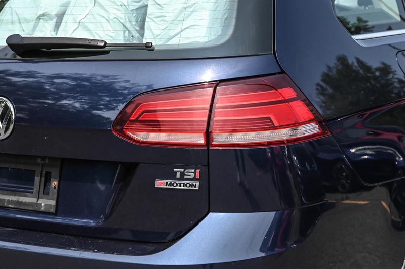 2018 Volkswagen Golf - Image 26