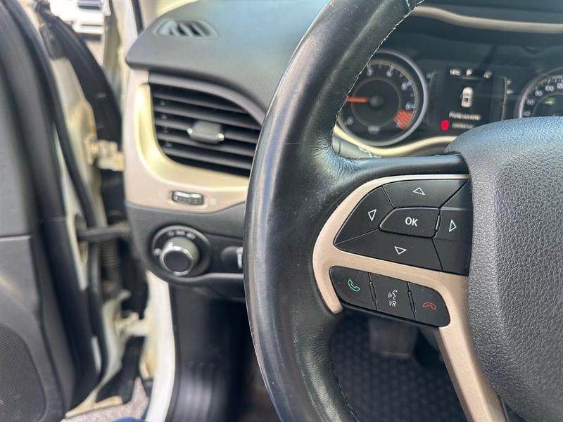 jeep Cherokee 2015 - 8