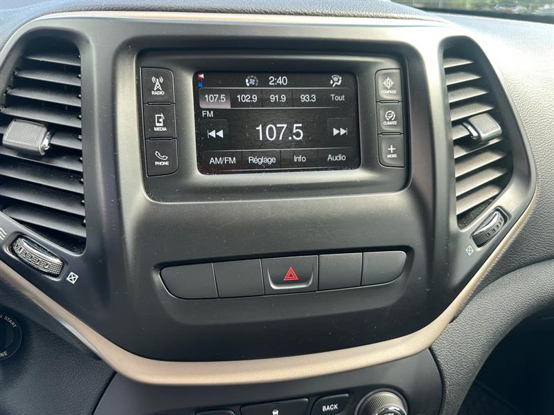 jeep Cherokee 2015 - 10