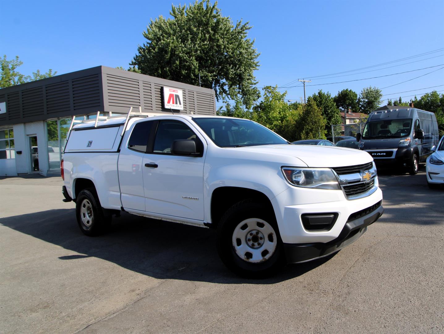 White 2020 Chevrolet Colorado Pickup Truck 4X2 Automatic