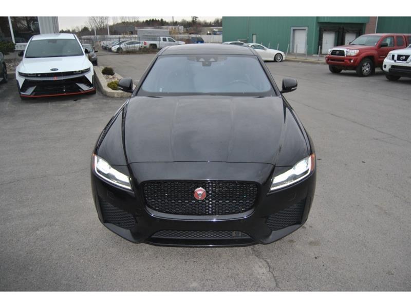 2020 Jaguar XF - Image 8