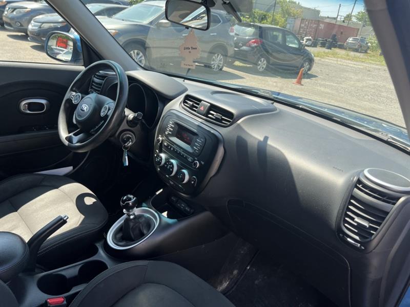 kia Soul 2016 - 24
