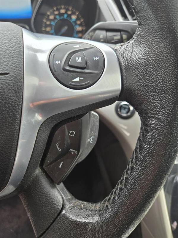 2013 Ford Escape - Image 19