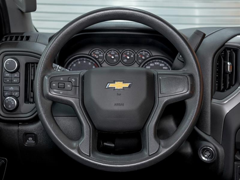 chevrolet Silverado 1500 2023 - 18