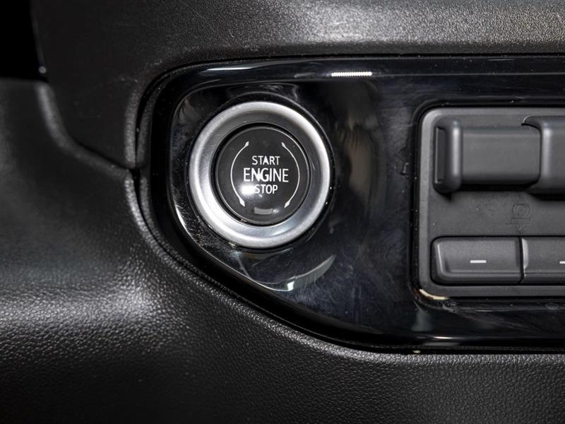 chevrolet Silverado 1500 2023 - 26