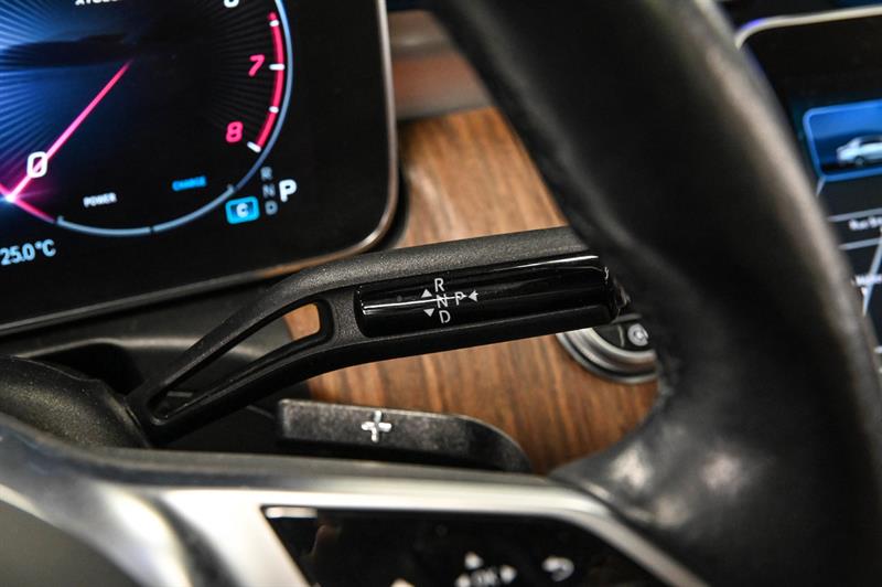 mercedes-benz C300 2023 - 29