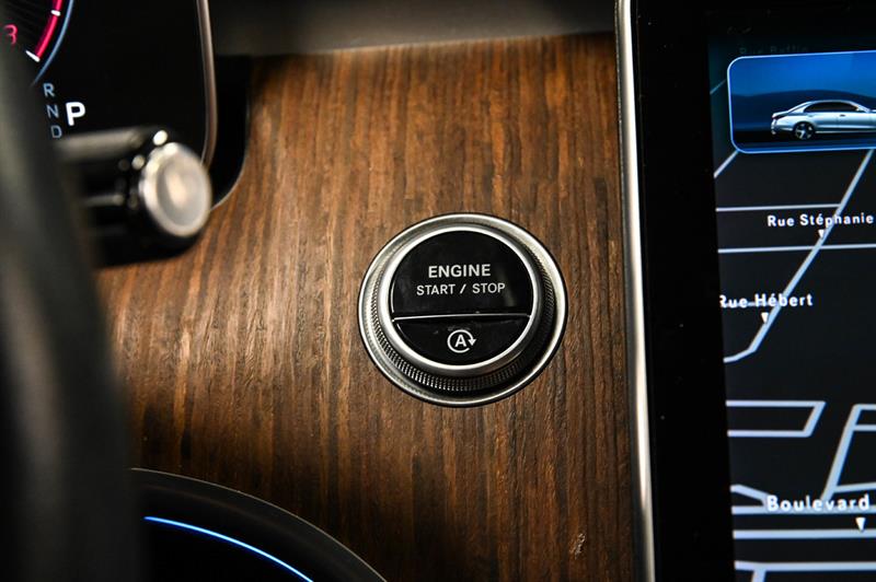 mercedes-benz C300 2023 - 30