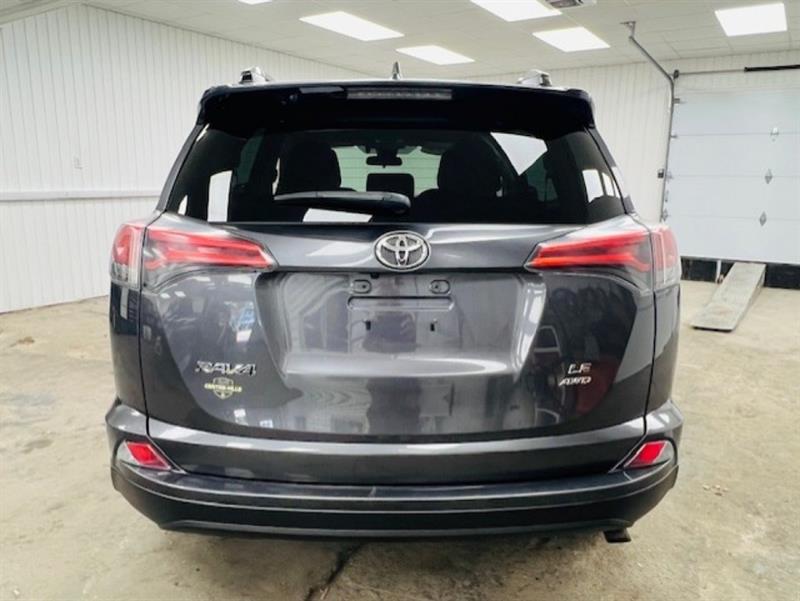 toyota RAV4 2017 - 8