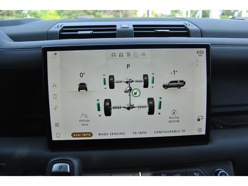 2023 Land Rover Defender - Image 26