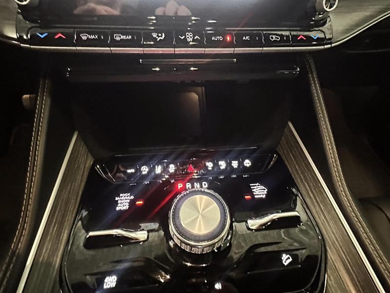 jeep Wagoneer L 2023 - 14