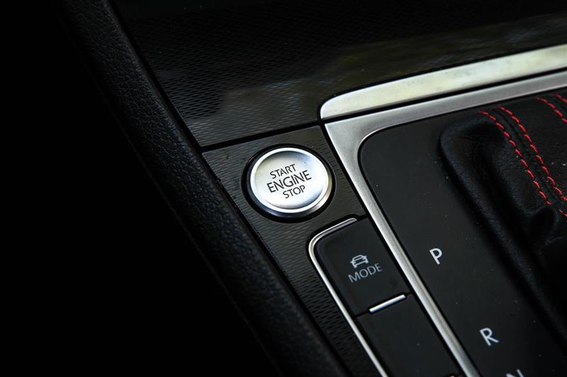volkswagen Golf GTI 2016 - 26