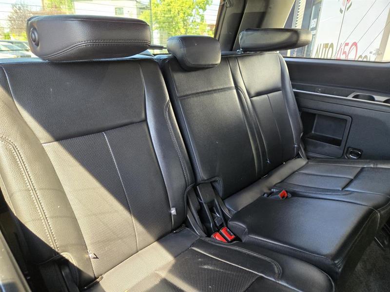 2020 Ford Expedition - Image 15